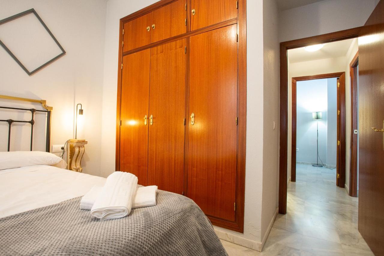 Wish Suite Torres De Sevilla Екстер'єр фото