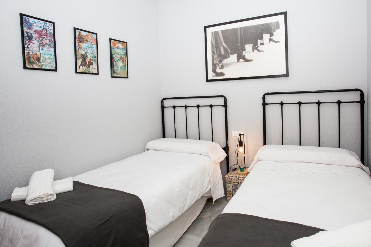 Wish Suite Torres De Sevilla Екстер'єр фото